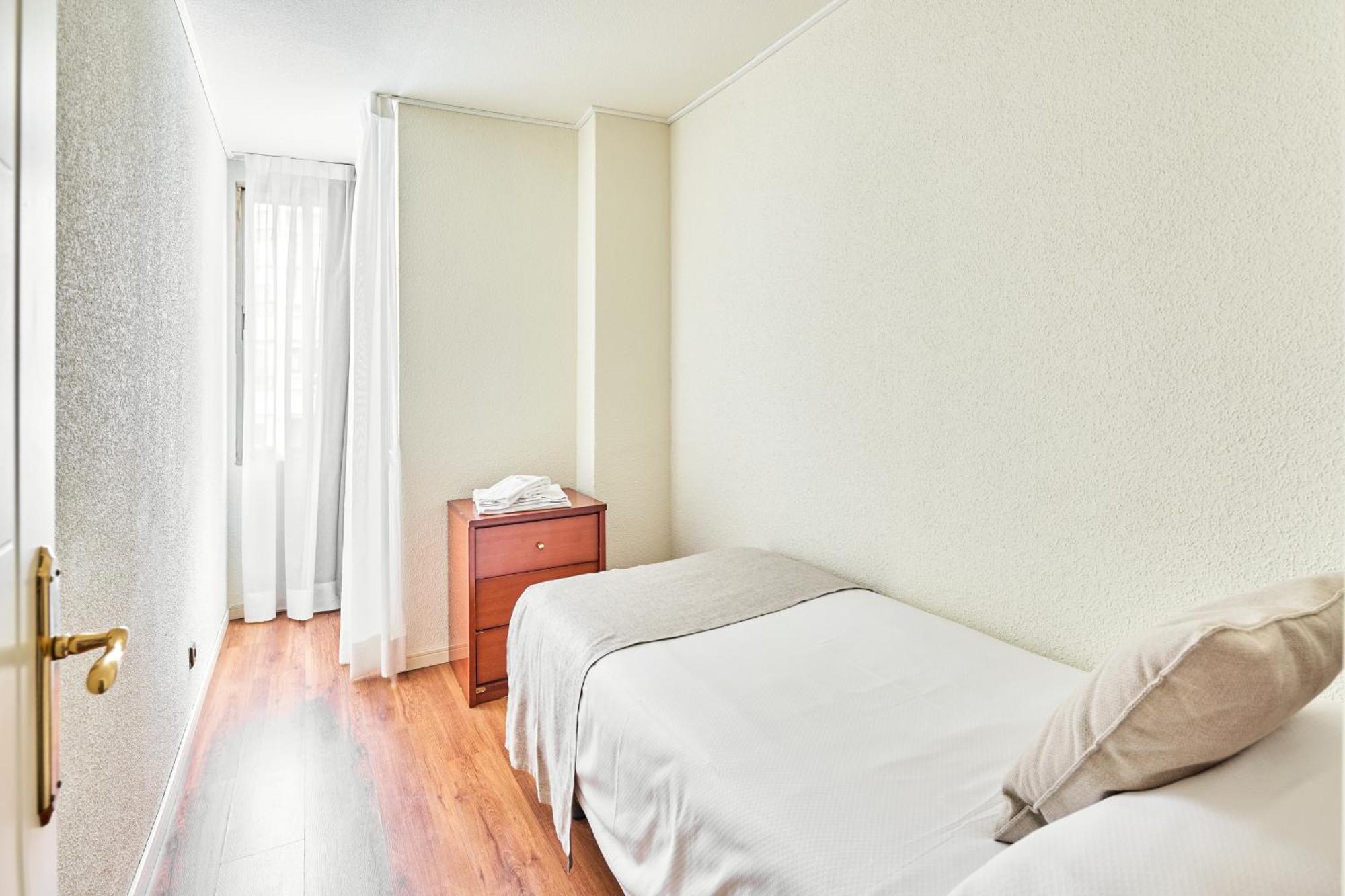 Apartamentos Juan Bravo Madrid Exterior foto
